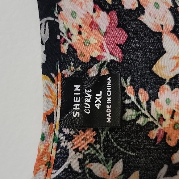SHEIN Short Sleeve Floral Dress Size 4x - Picture 2 of 3